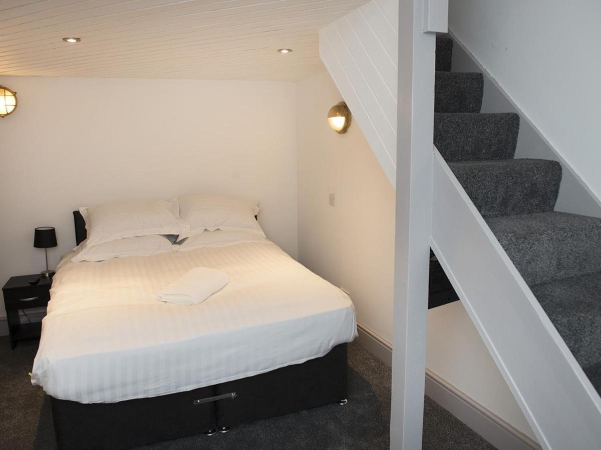 The Queens Head Horspath Room photo